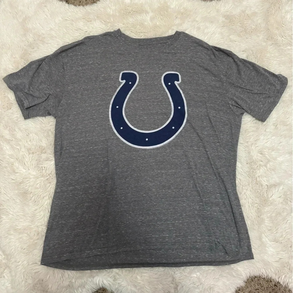 NFL Colts men’s gray short sleeve tshirt team apparel with horseshoe on front